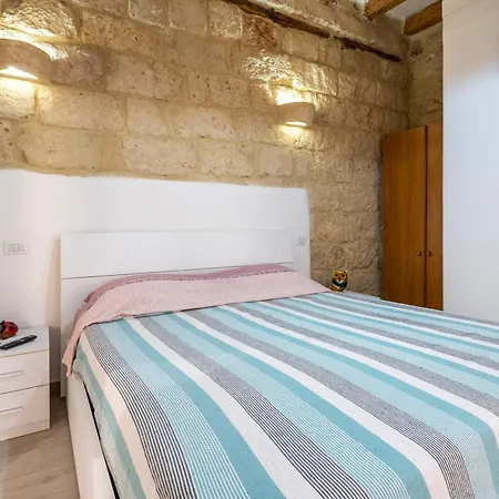 Dimora Donna Lucrezia Apartman